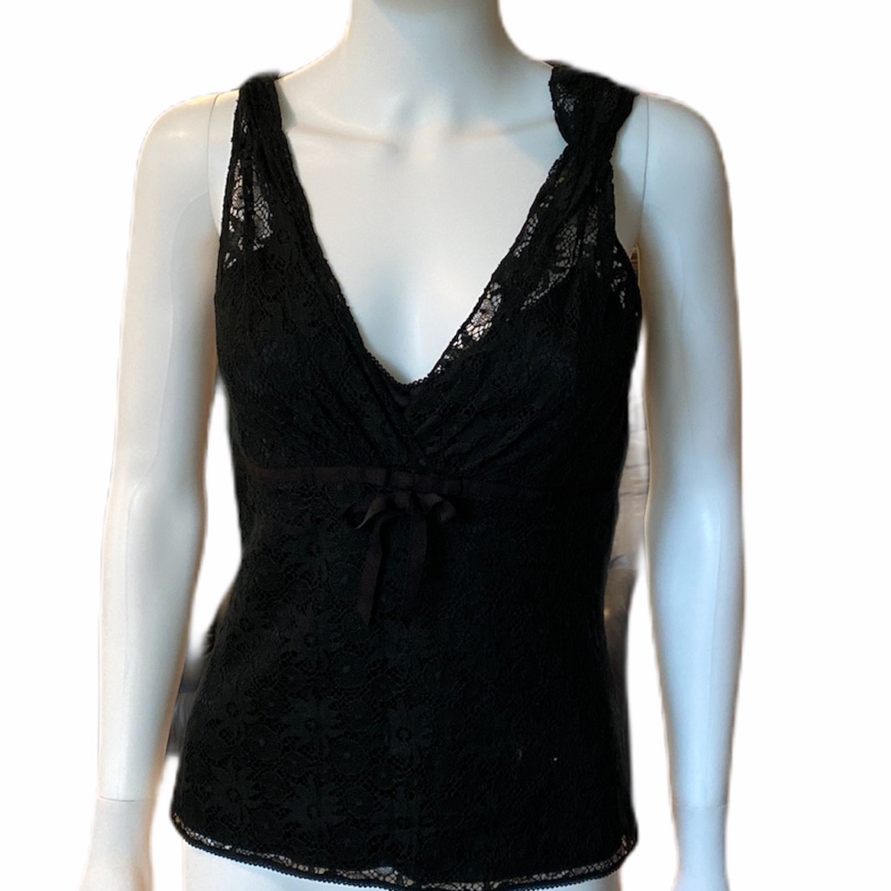 Elie Tahari Sleeveless Lace Top